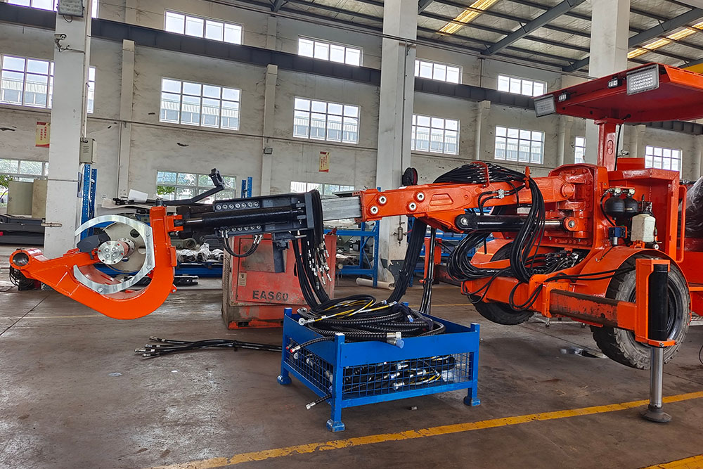 锚杆台车4.jpg