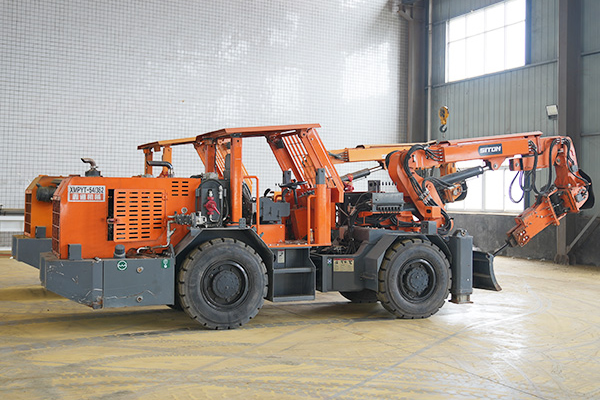 撬毛台车液压系统维修案例