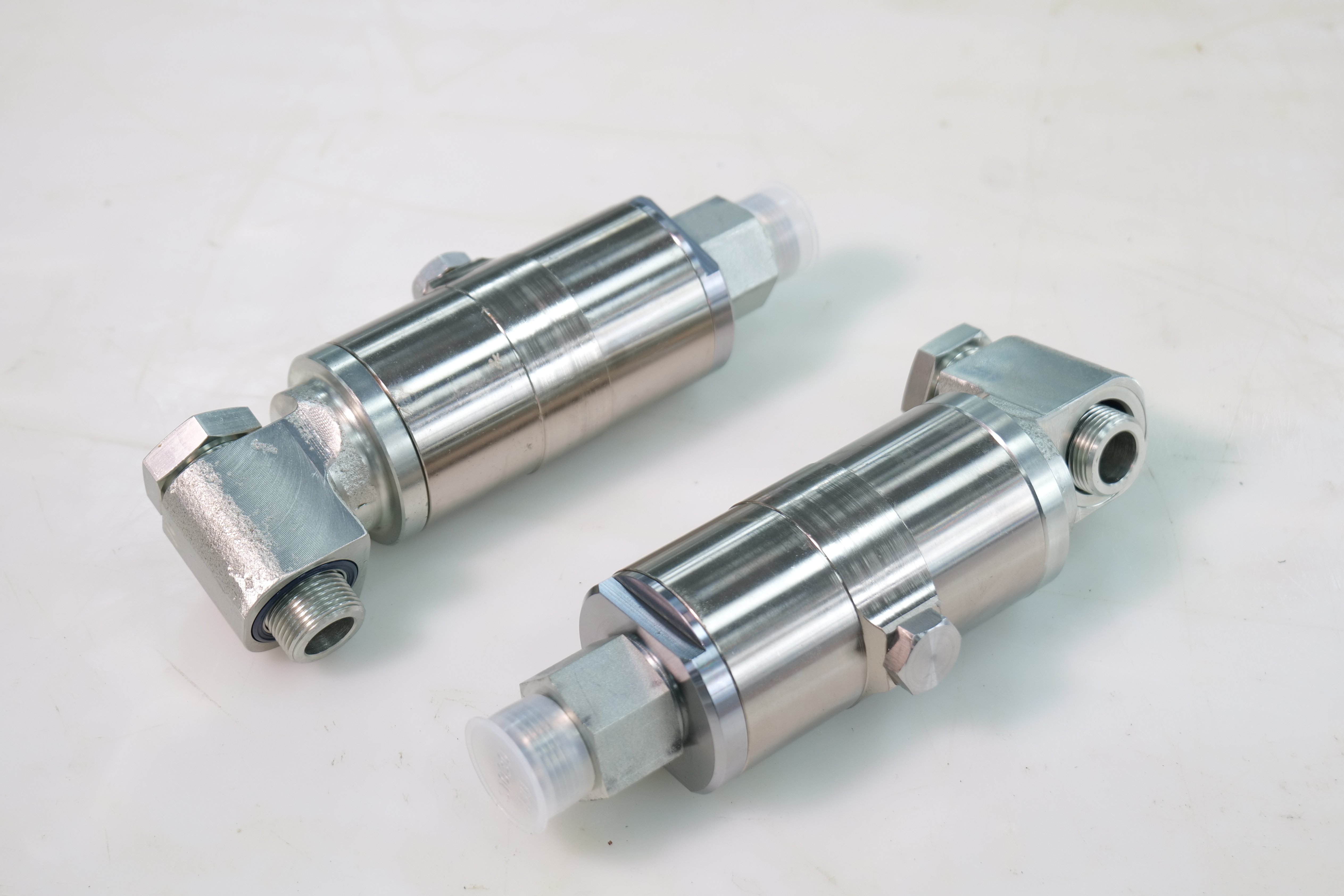 A18DL液压凿岩机配件 回油蓄能器